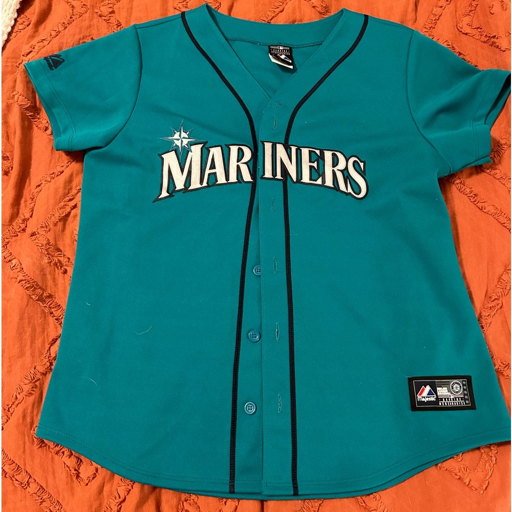 Size L Mariners jersey